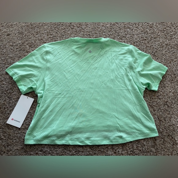 NWT lululemon Swiftly High-Low Cropped Short-Sleeve Shirt - Picture 4 of 6